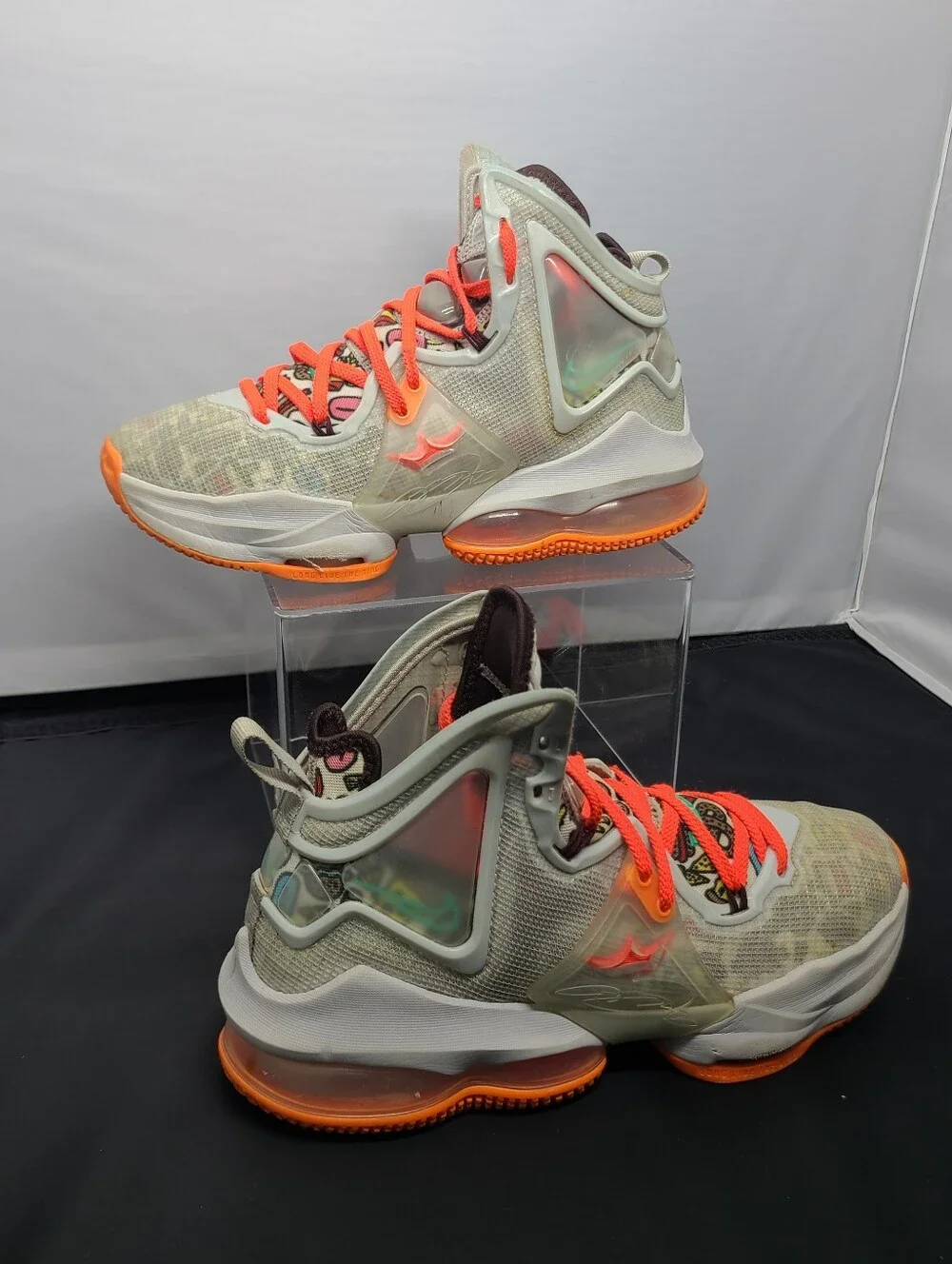 Nike LeBron 19 DD0418-001 Gray Orange Basketball Shoes Sneakers kids Size 5Y